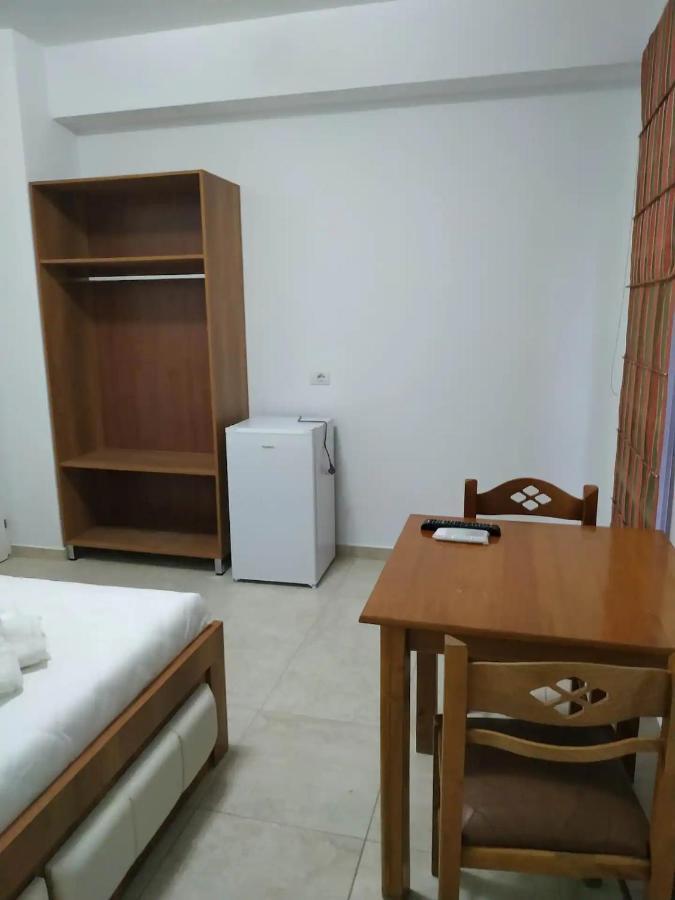 River Bridge Private Room Gjirokaster Bagian luar foto