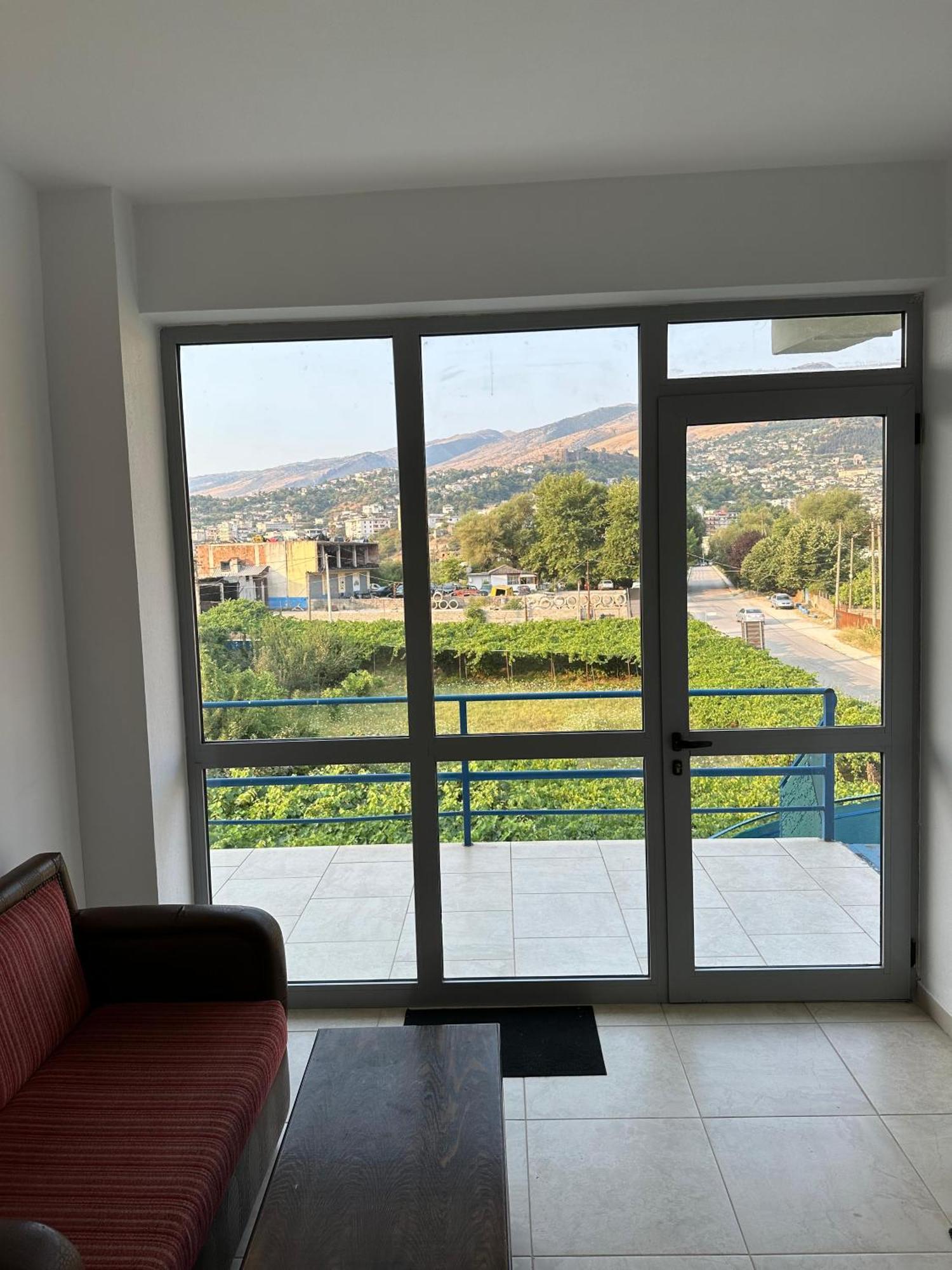 River Bridge Private Room Gjirokaster Bagian luar foto
